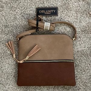 Deluxe cross body bag